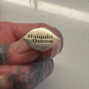 Gold Daiquiri Queen Pin